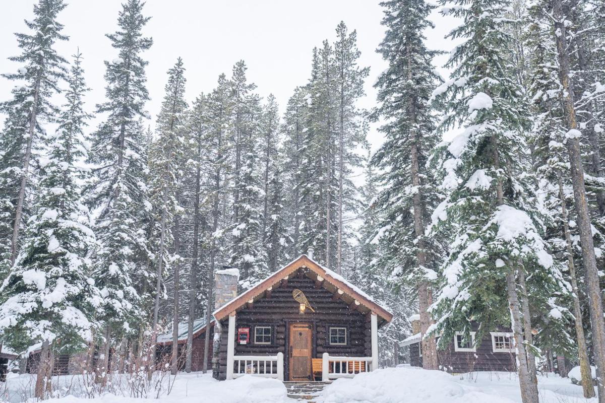 Storm Mountain Lodge & Cabins Castle Junction Exterior photo